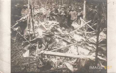 Avion abattu en 1915 (Pont-à-Mousson)